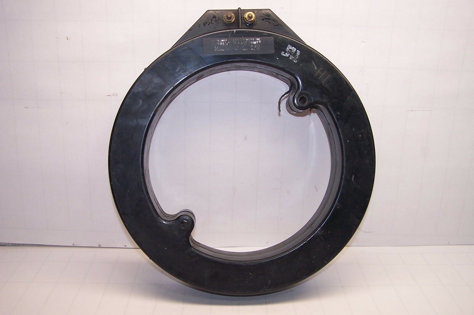 INSTRUMENT TRANSFORMER CURRENT TRANSFORMER 176-302 3000:5 600V 50/60HZ