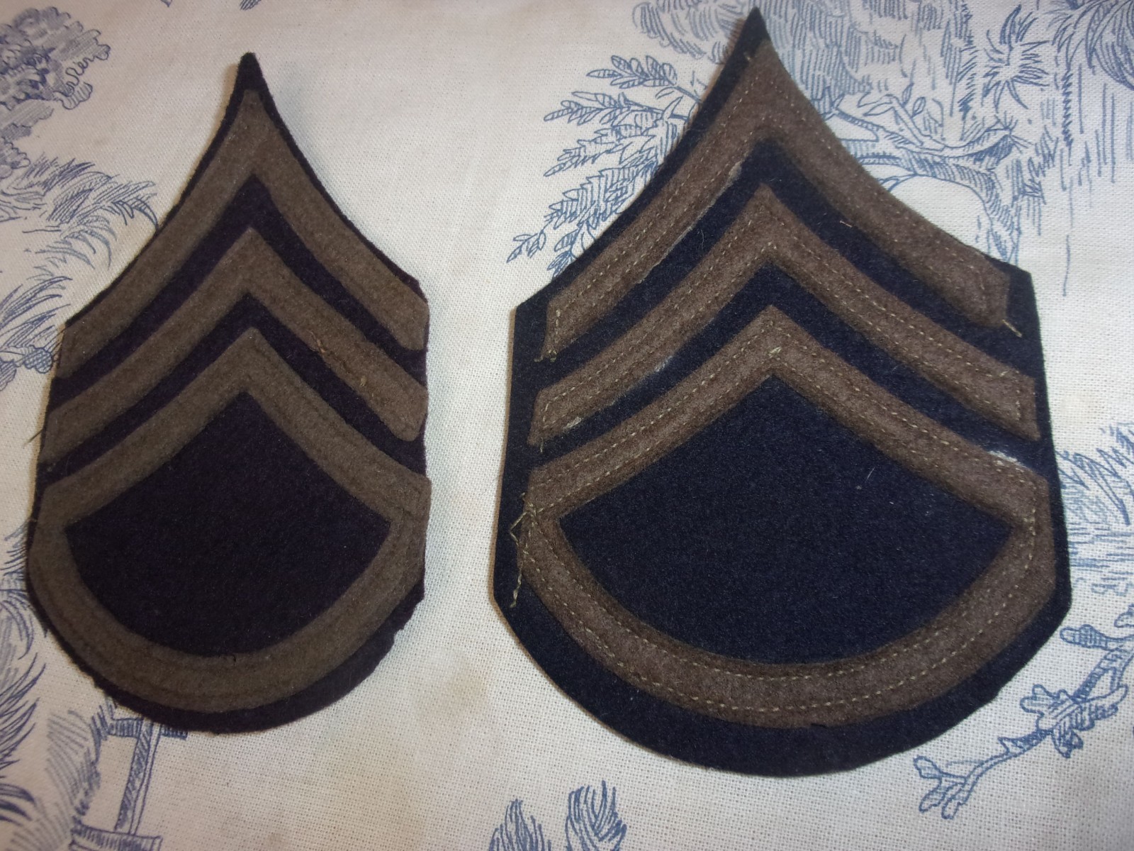 Pair of Vtg. WWII US Army Staff Sergeant Stripes Felt/Felt, SSI Chevron Patches