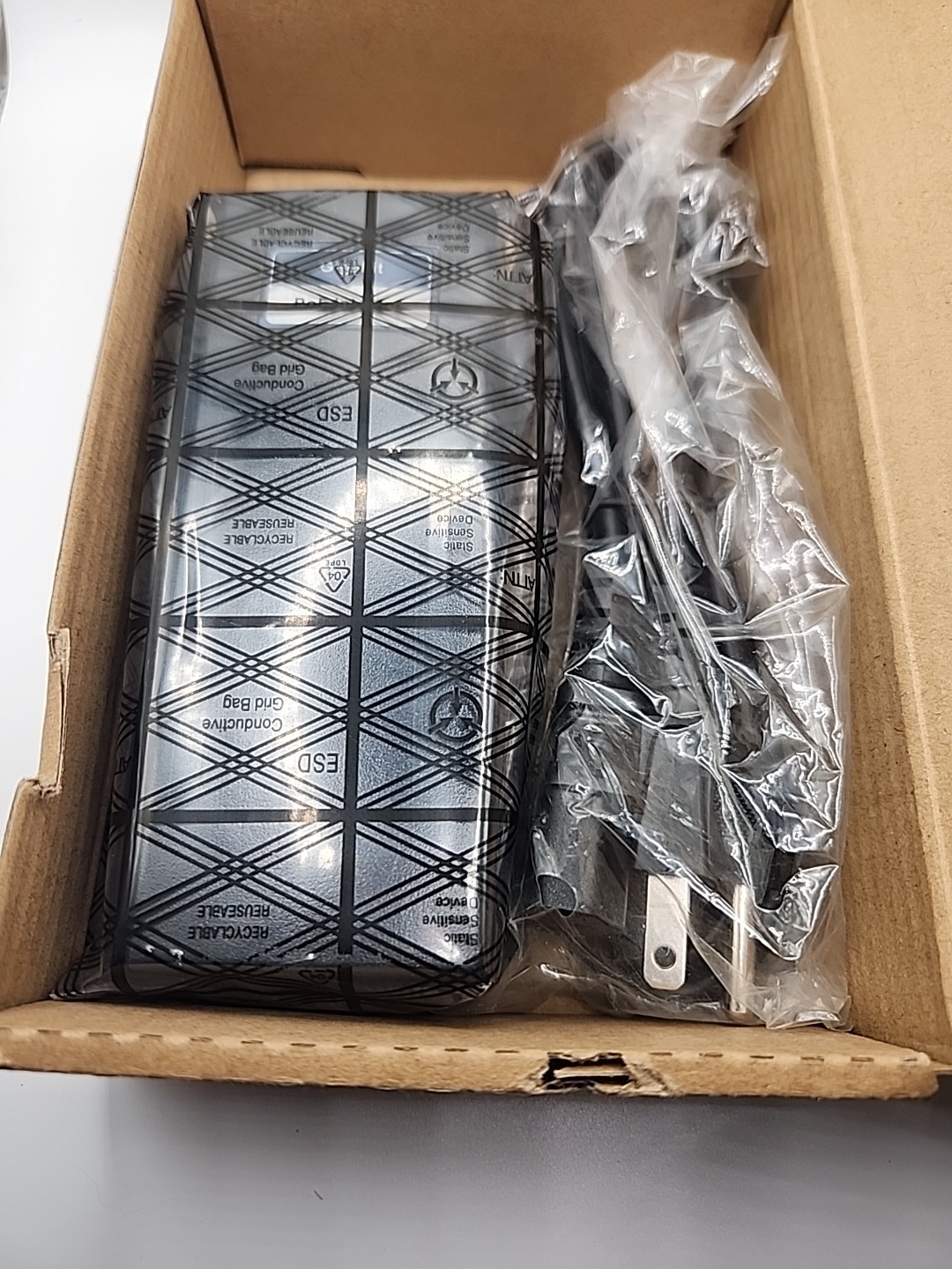BV-Tech Gigabit Power Over Ethernet PoE+ Injector | 30W