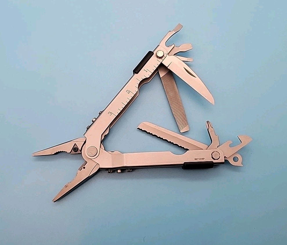 Gerber MP600 Multiplier Multi-Tool - Silver - Needle Nose Carbide Cutter Pliers