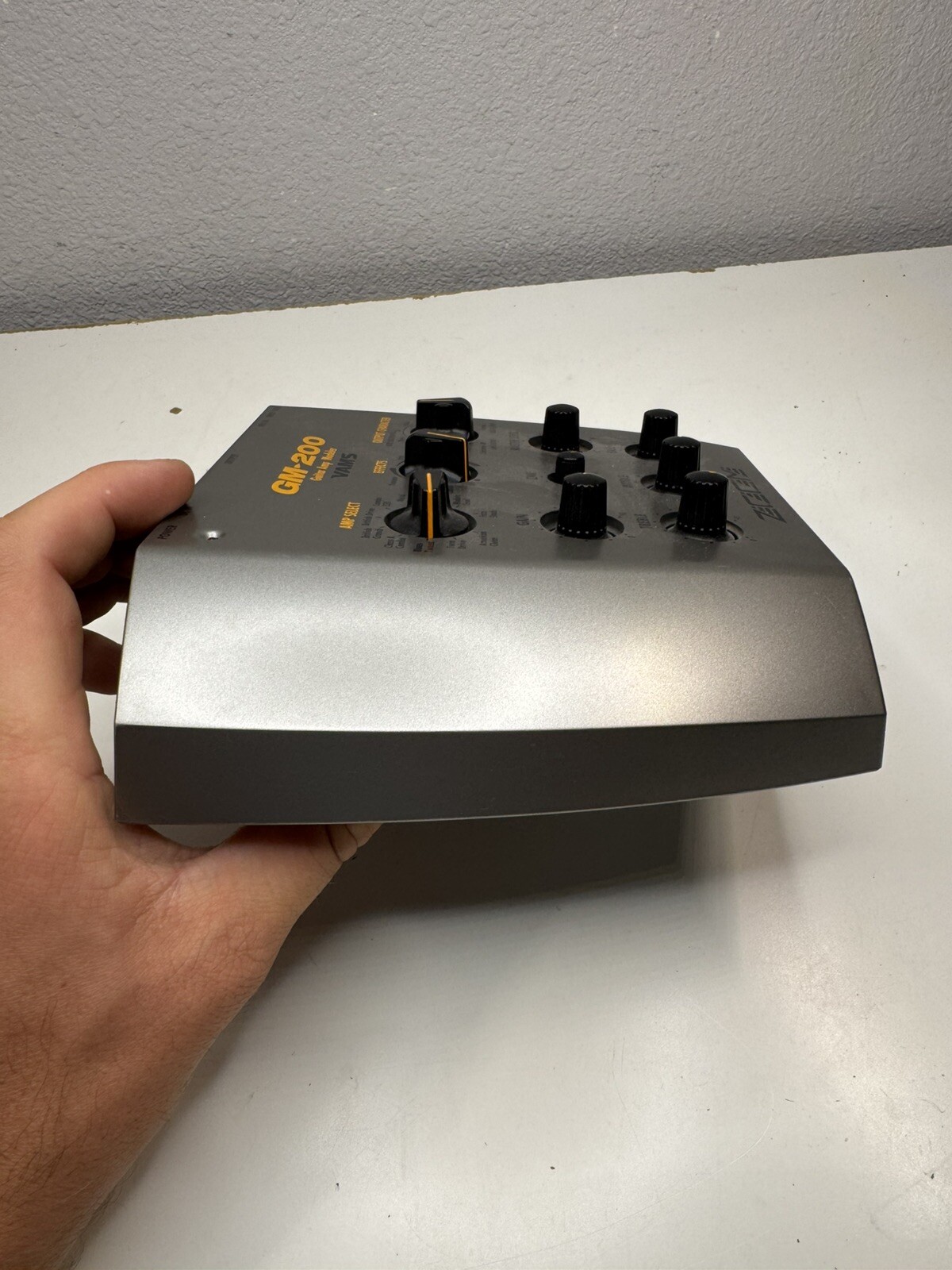ZOOM GM-200 GUITAR AMP MODELER VAMS EFFECTS