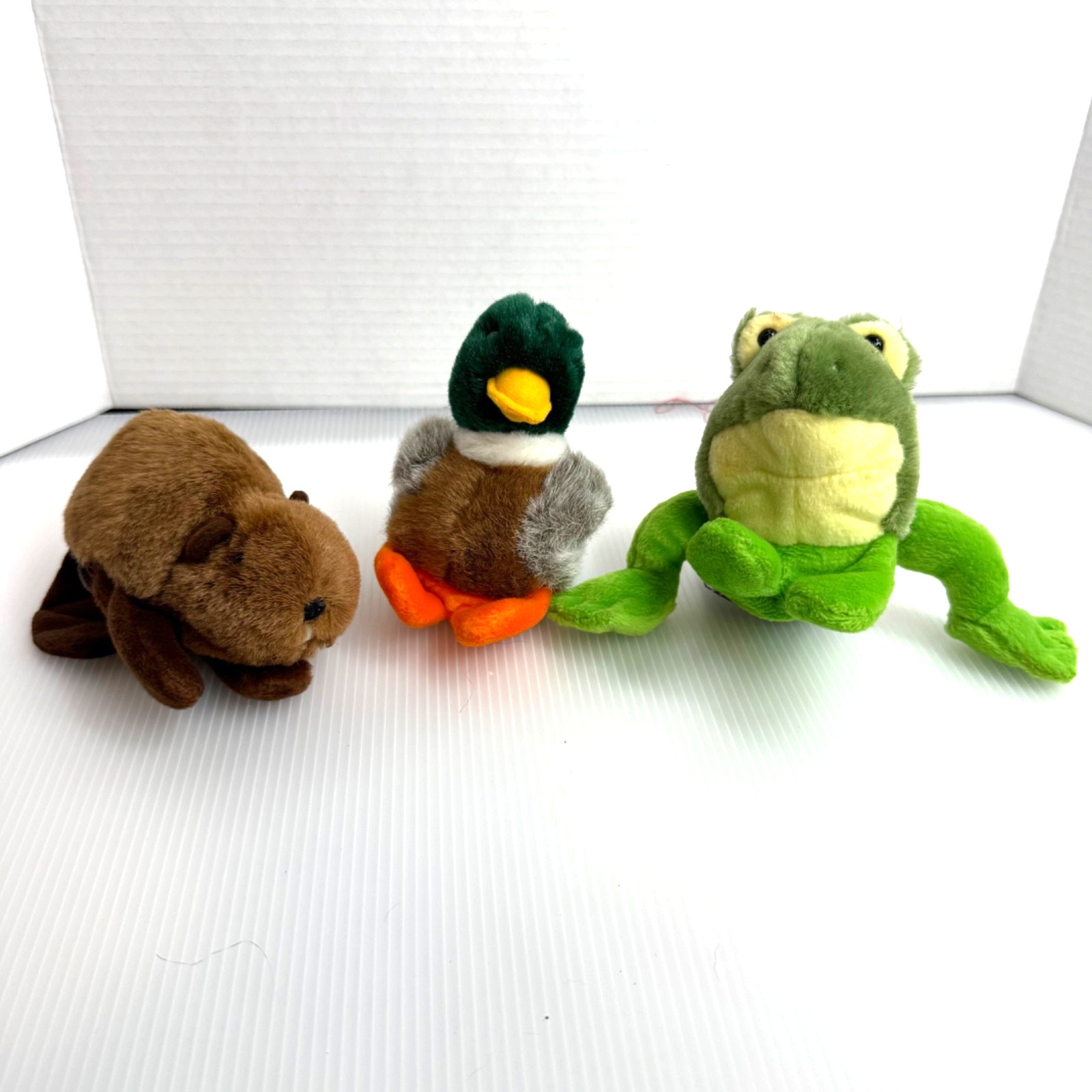 Lot of Plush Mary Meyer Frog Mallard Duck and Bever Finger Puppets Vintage