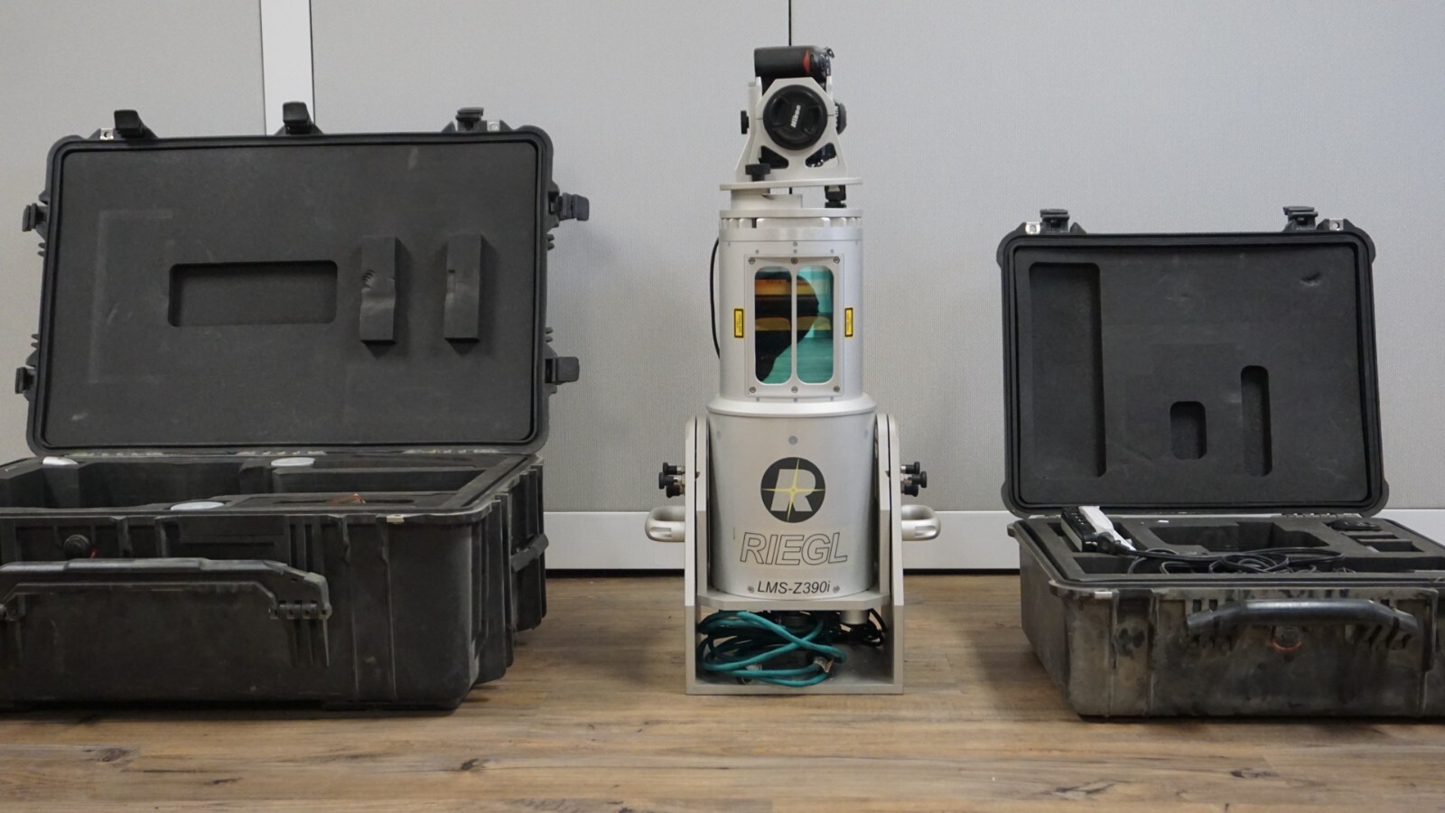 RIEGL LMS-Z390i 3d Laser Scanner
