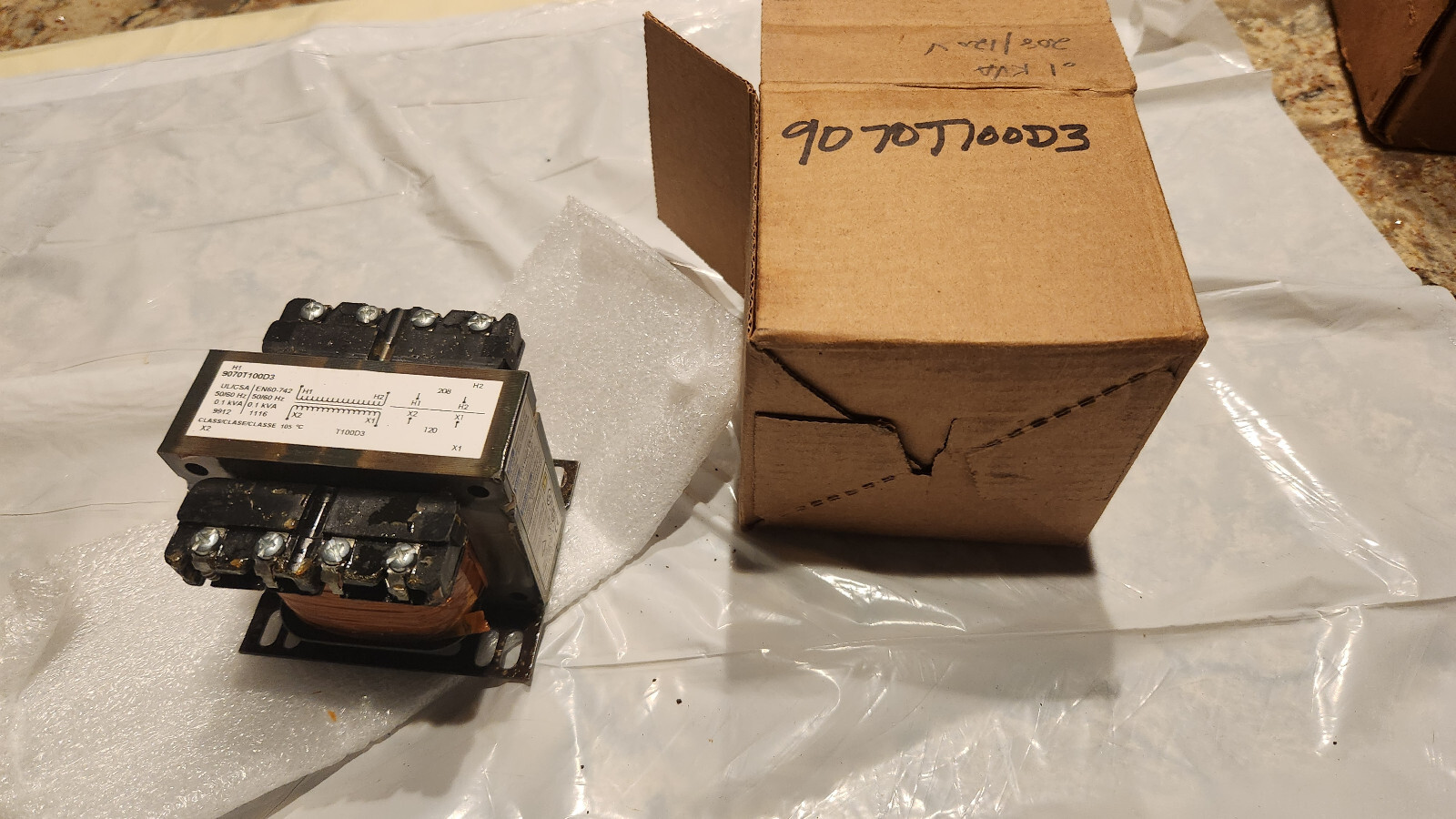 Square D 9070T100D3 Control Tranformer.  USED NO ORIGINAL OEM BOX.