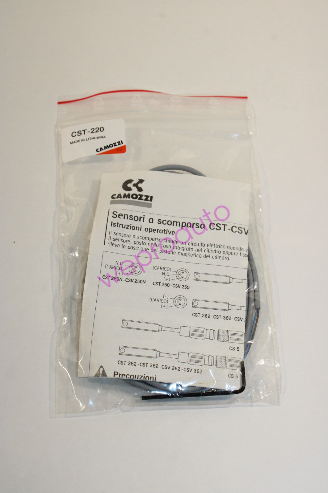 Camozzi CST-220 Magnetic proximity switch one NEW