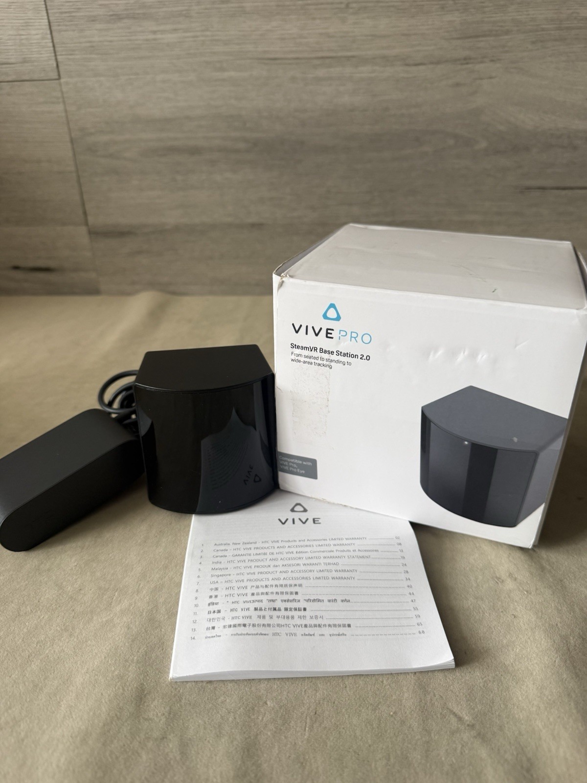 HTC VIVE Pro StreamVR Base Station 2.0 - Precision Room-Scale Tracking for PC VR
