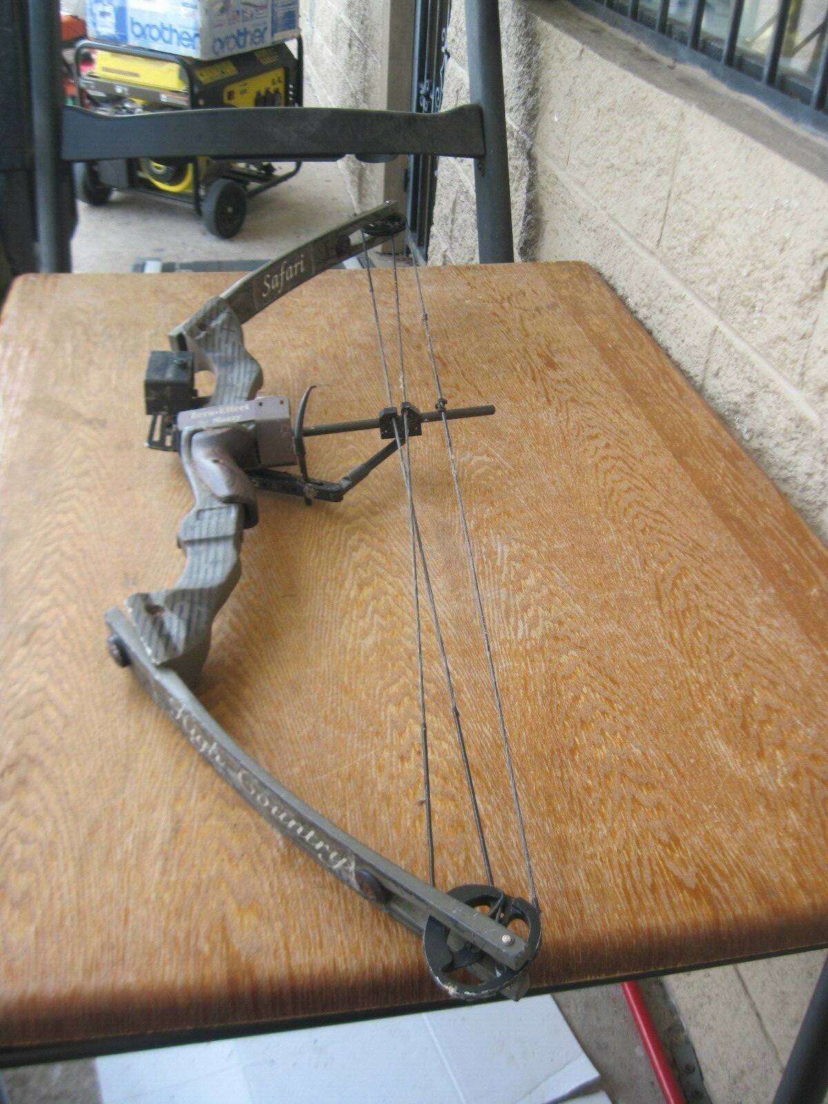 COMPOUND BOW, HIGH COUNTRY SAFARI RH