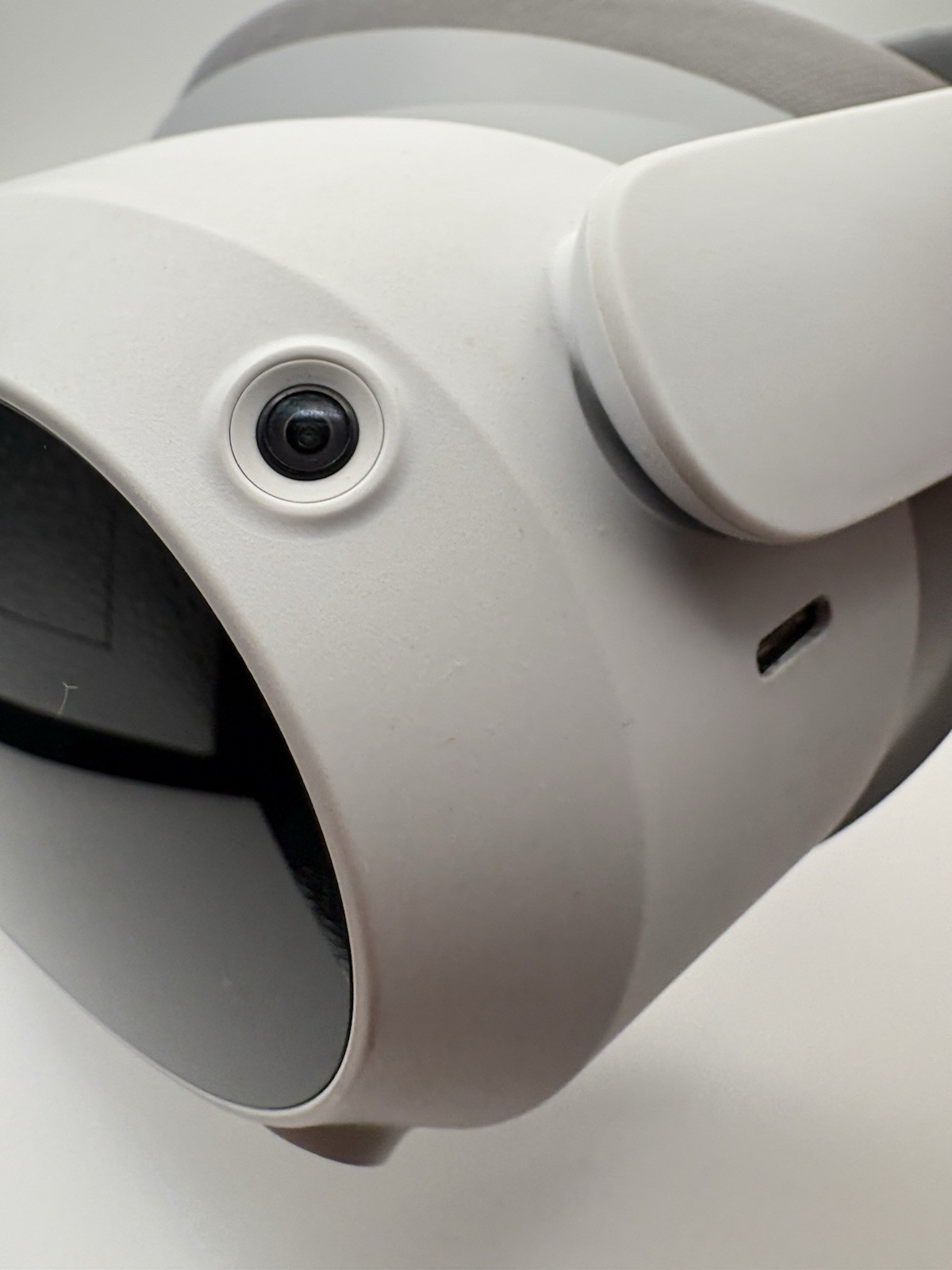 Pico 4 VR 128gb Headset With Controller