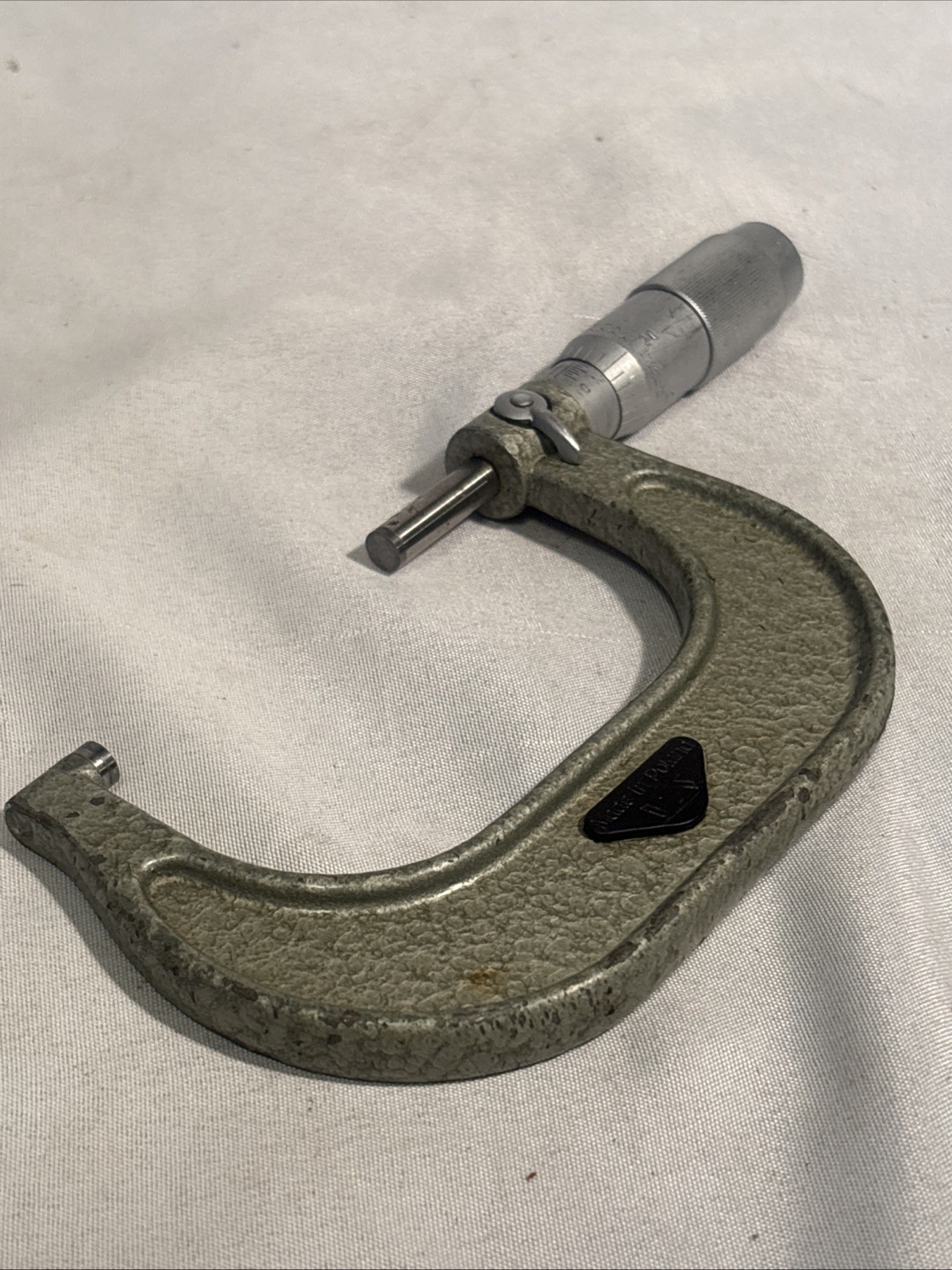 VIS Vernier 2-3” outside micrometer .0001” Poland Friction Thimble and Lock