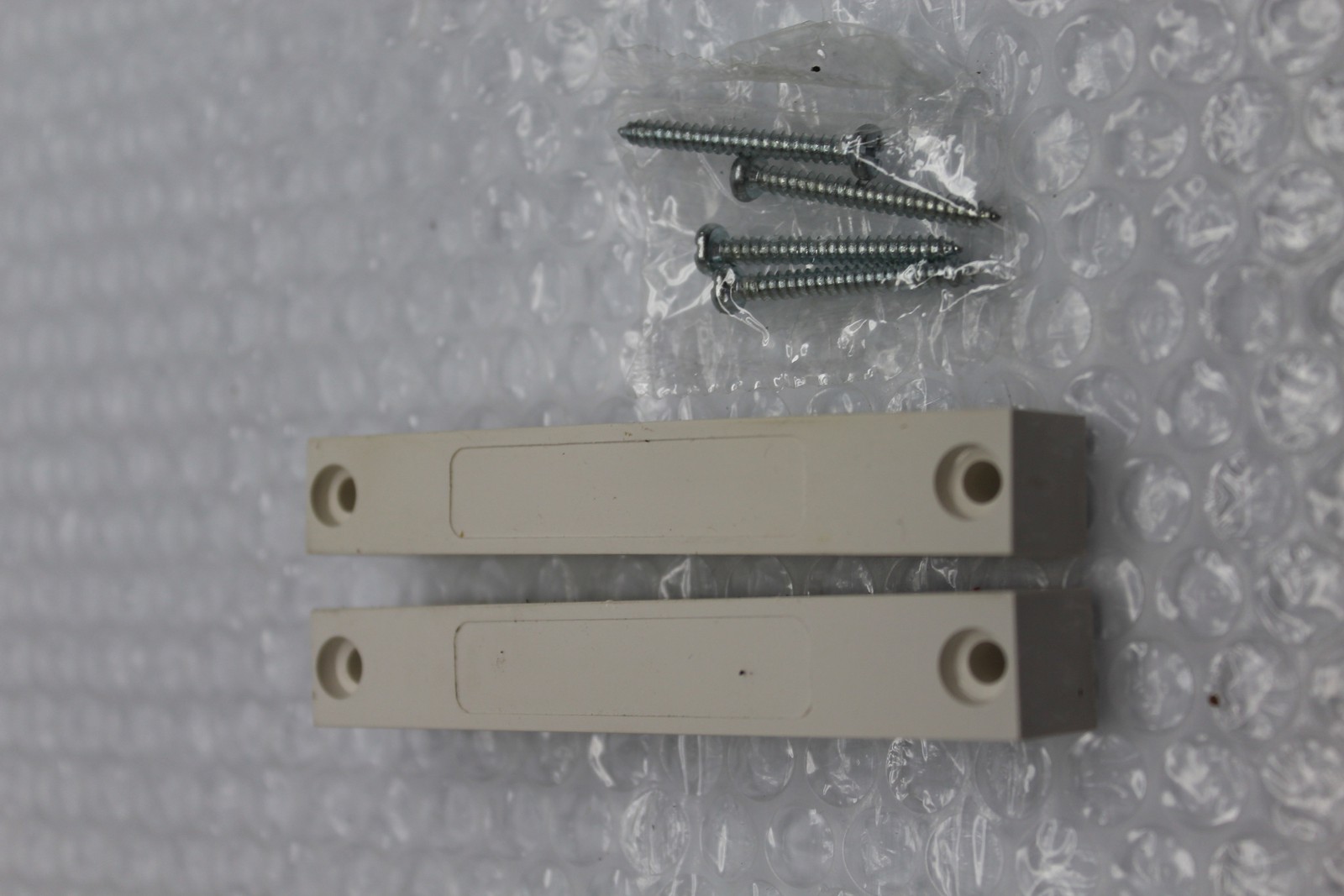 INTERLOGIX 1047T SURFACE MOUNT CONTACT NSNP