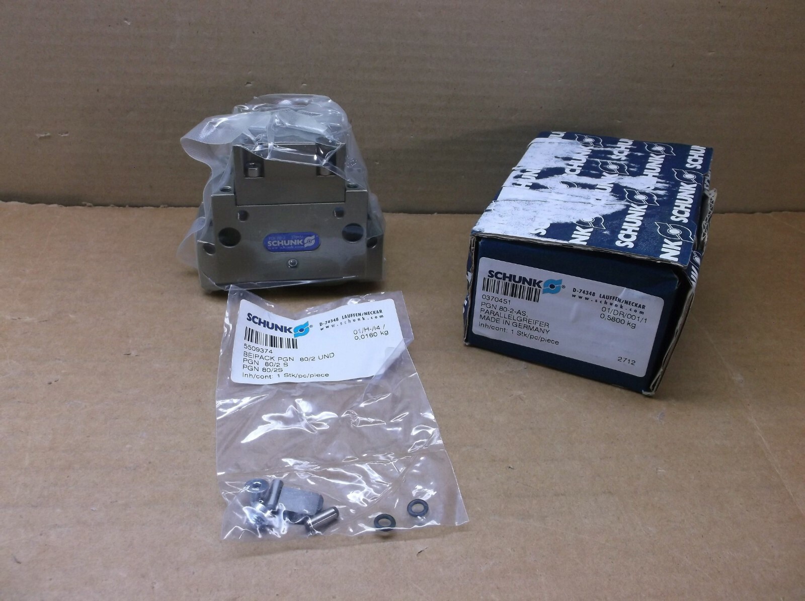 PGN 80-2-AS Schunk NEW In Box 2 Two Finger Parallel Gripper 0370451 PGN802AS