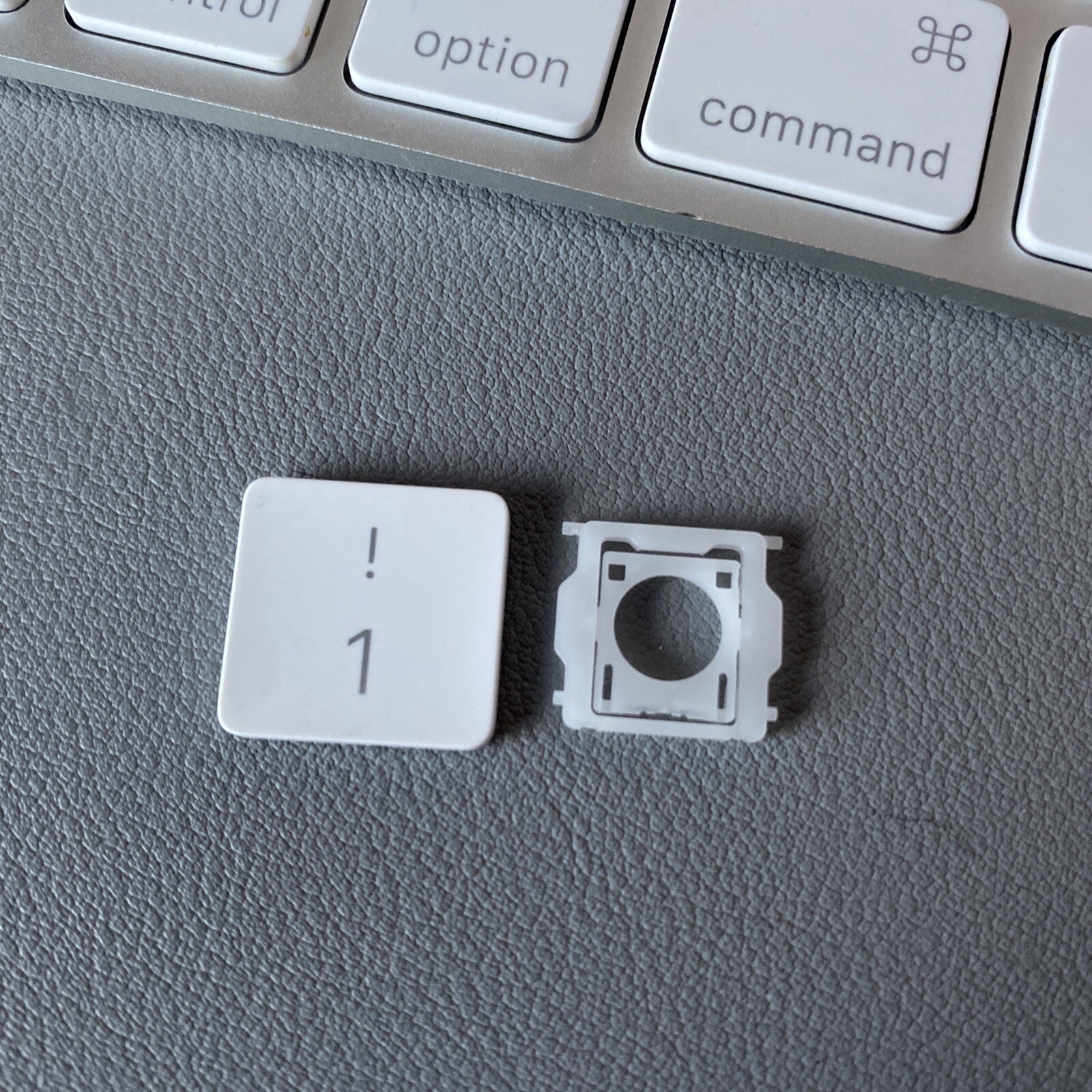 Replacement Keys For Apple Wireless Keyboard A2450 Individual Key & Hinge Spring