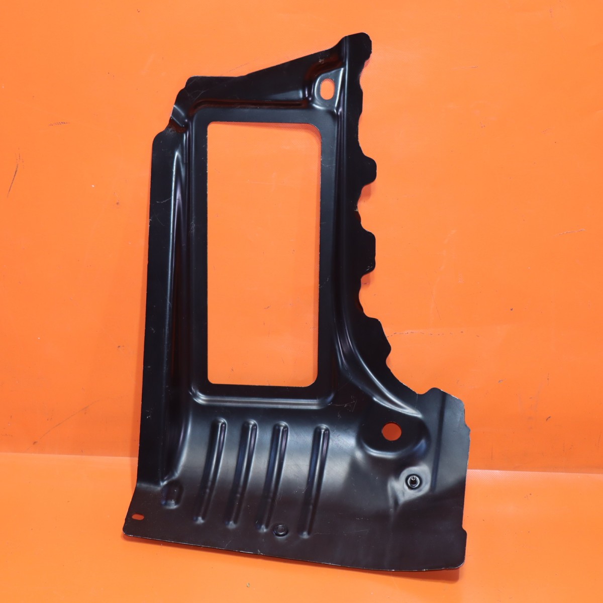 TESLA MODEL 3 QUARTER PANEL LOWER EXTENSION RIGHT 2017-2023 1073694-00-G OEM
