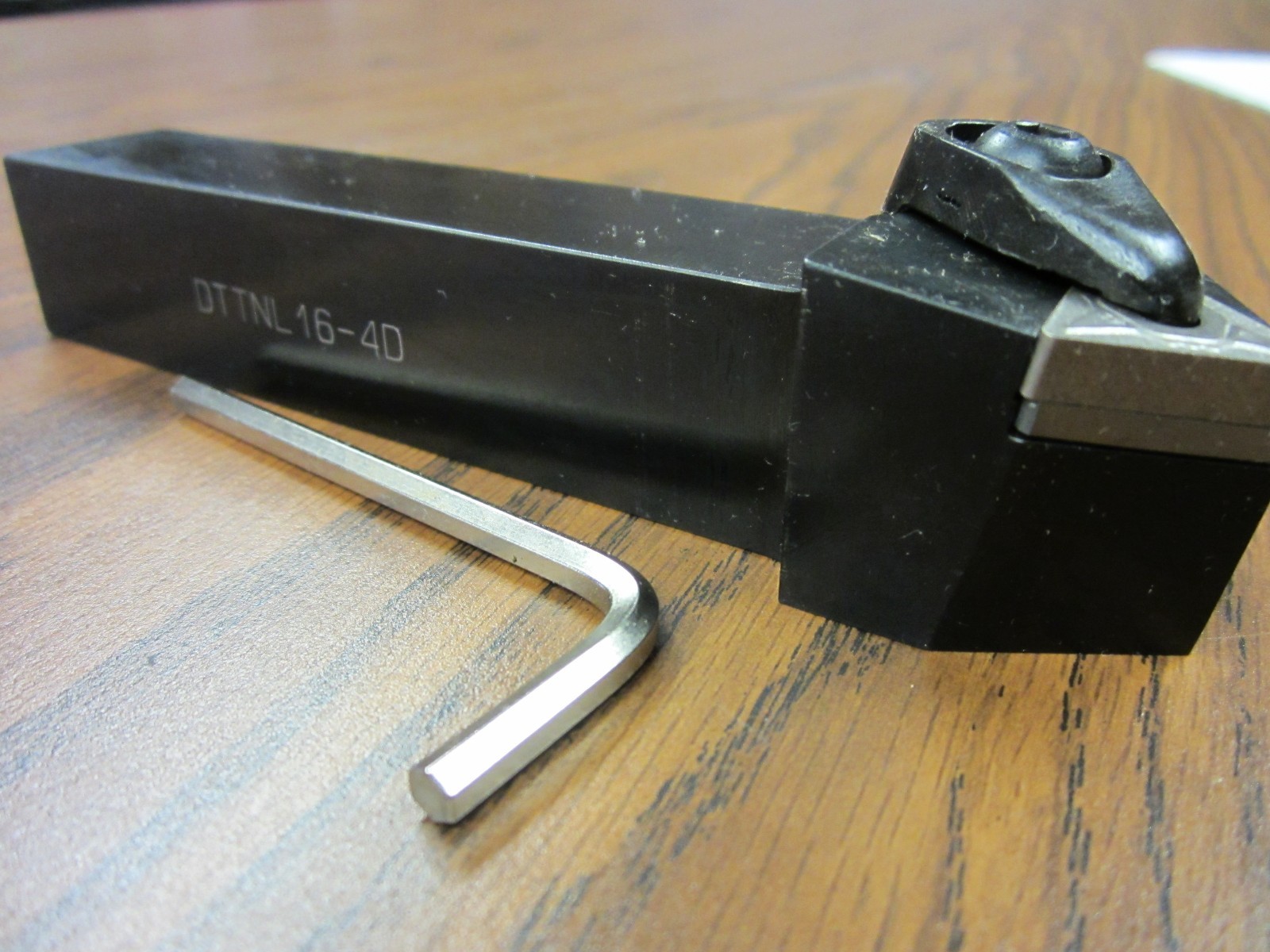 1" Index Turning Tool, DTTNL-16-4D w. TNMG Insert, part#: 2343-6014-new