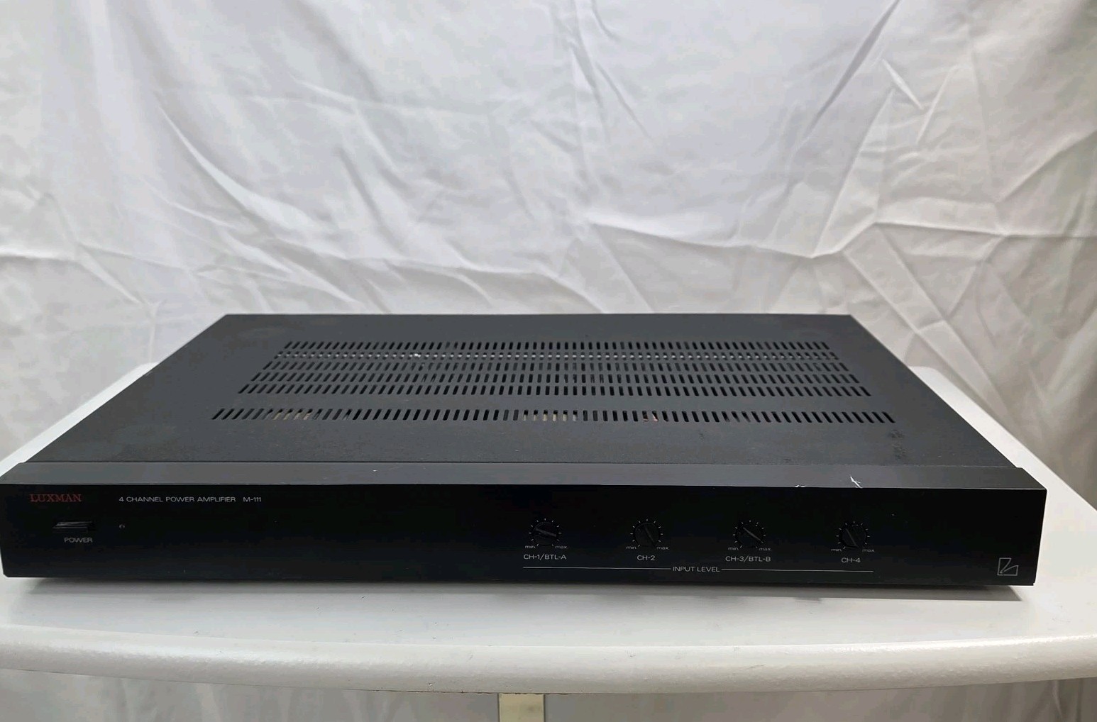 Luxman M-111 4-Channel Power Amplifier Power Amp Good Condition