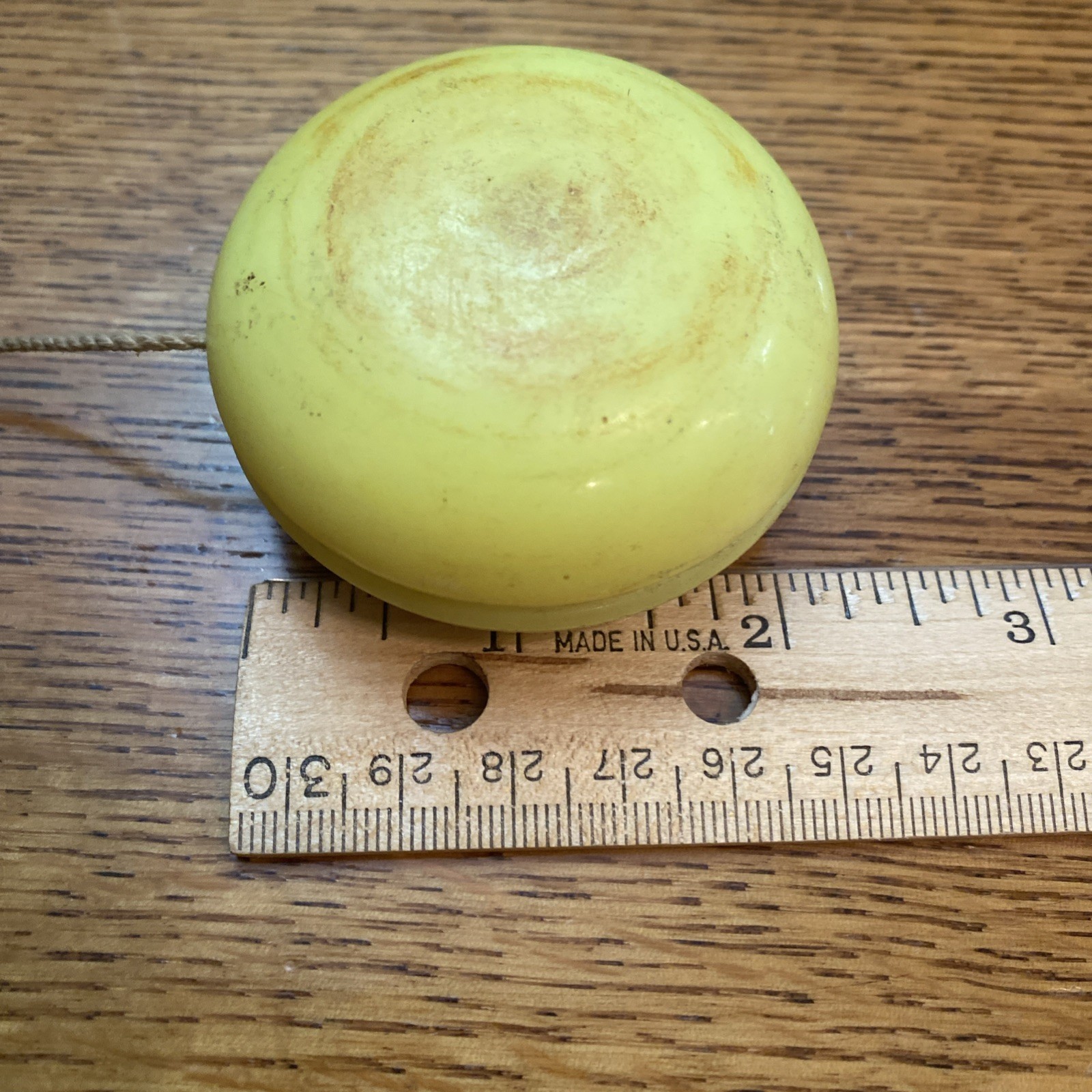 Vintage Genuine Duncan yo-yo, Special, yellow