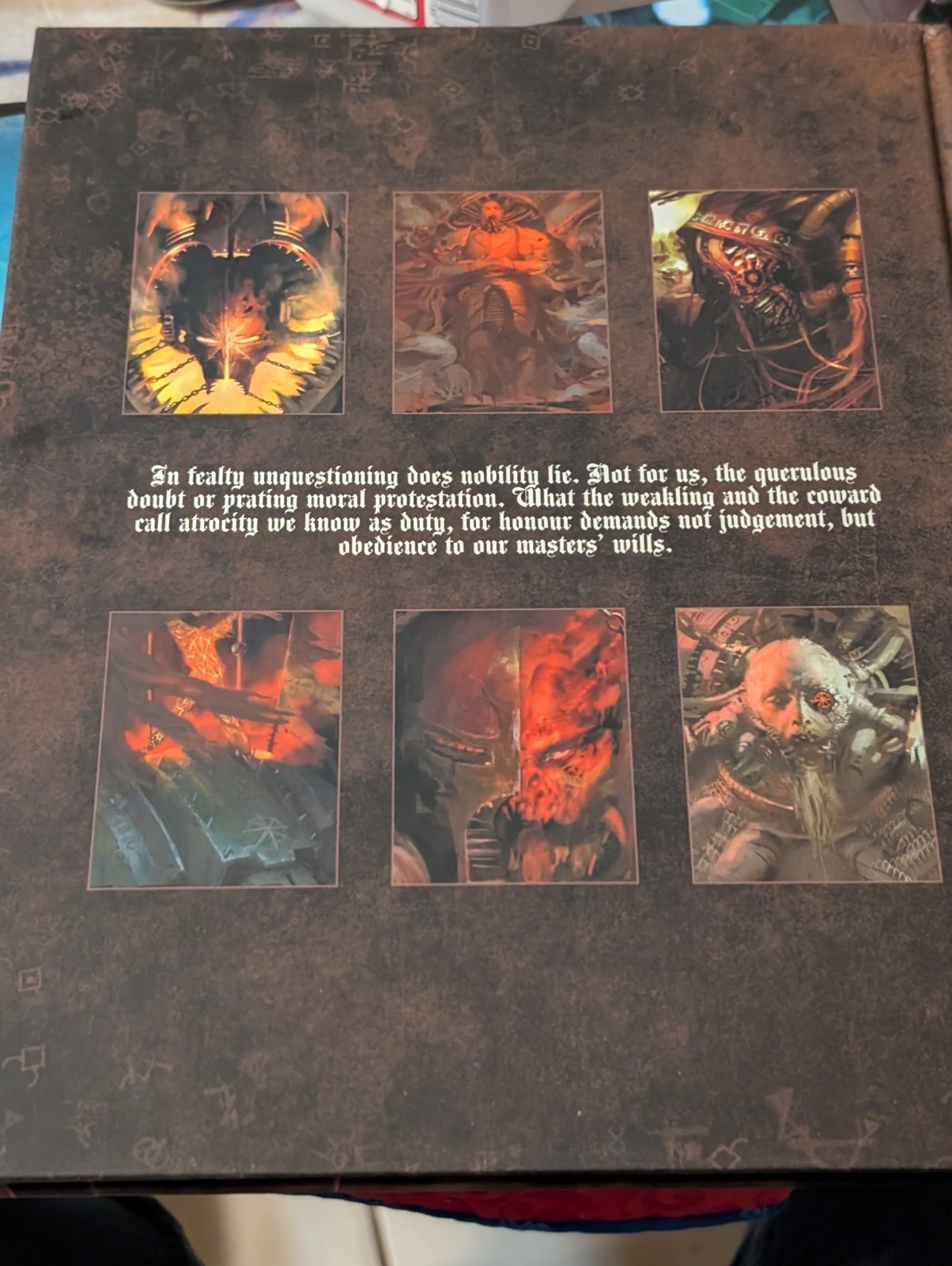 Warhammer 40k: 9th Edition Codex: Chaos Knights - Hardback Rule Book