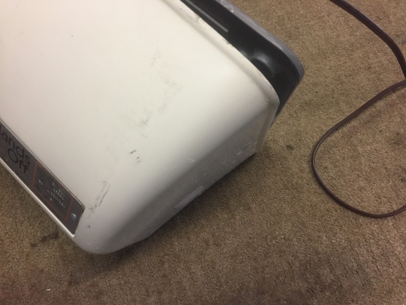 USED SSS HANDS OFF HAND DRYER MODEL HO-IL-IW 110 A