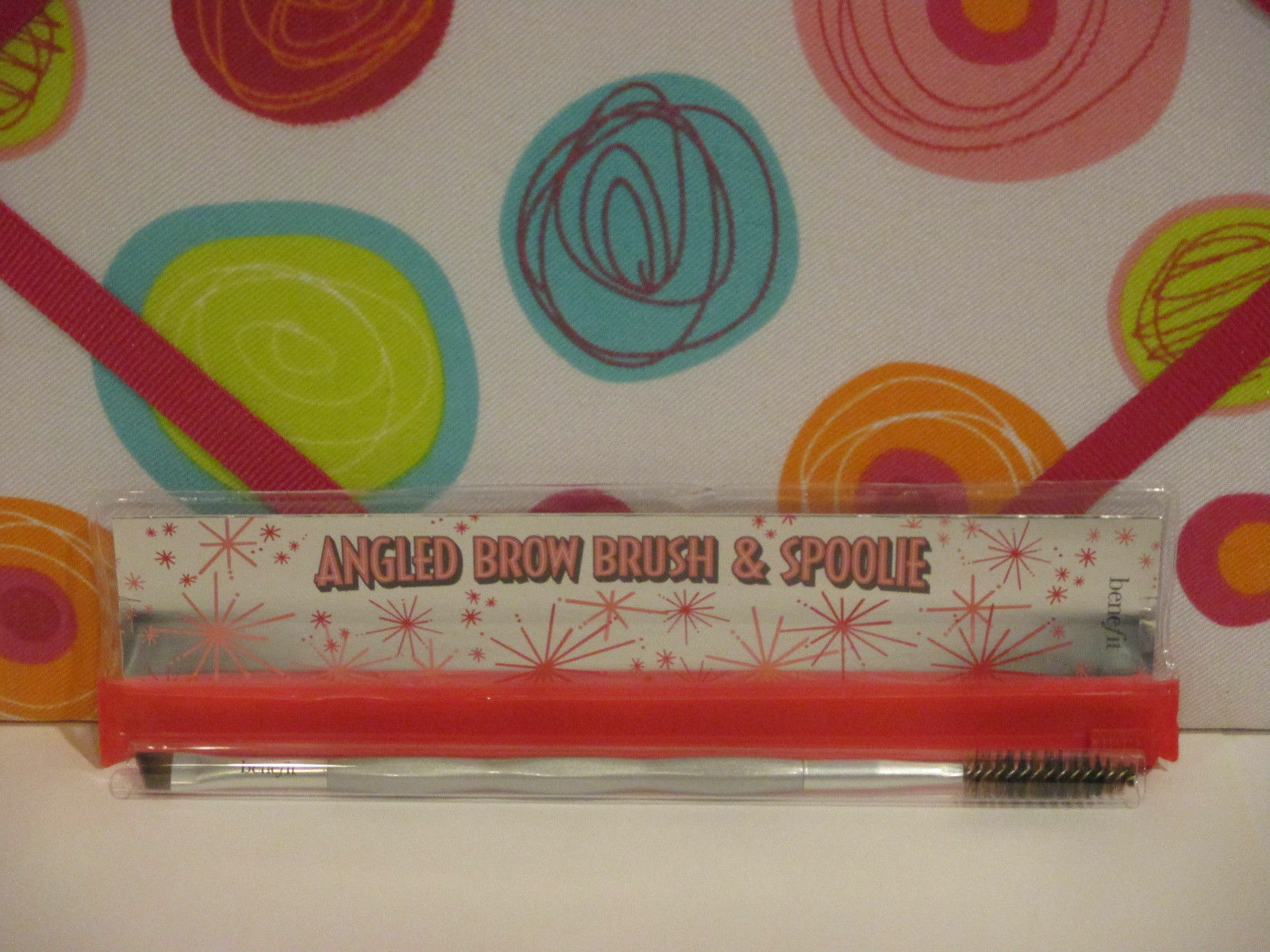 BENEFIT ~ ANGLED BROW BRUSH & SPOOLIE ~ COMES IN POUCH