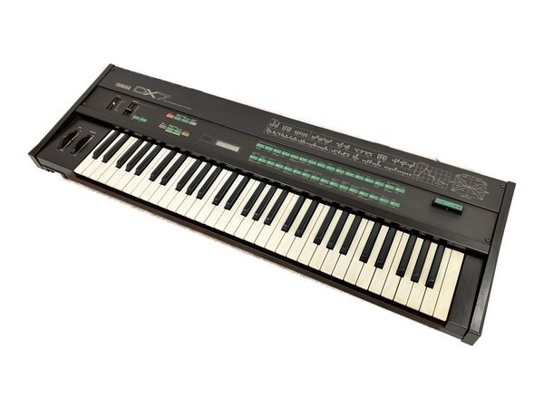Yamaha DX7 Digital Programmable Algorithm Synthesizer keyboard