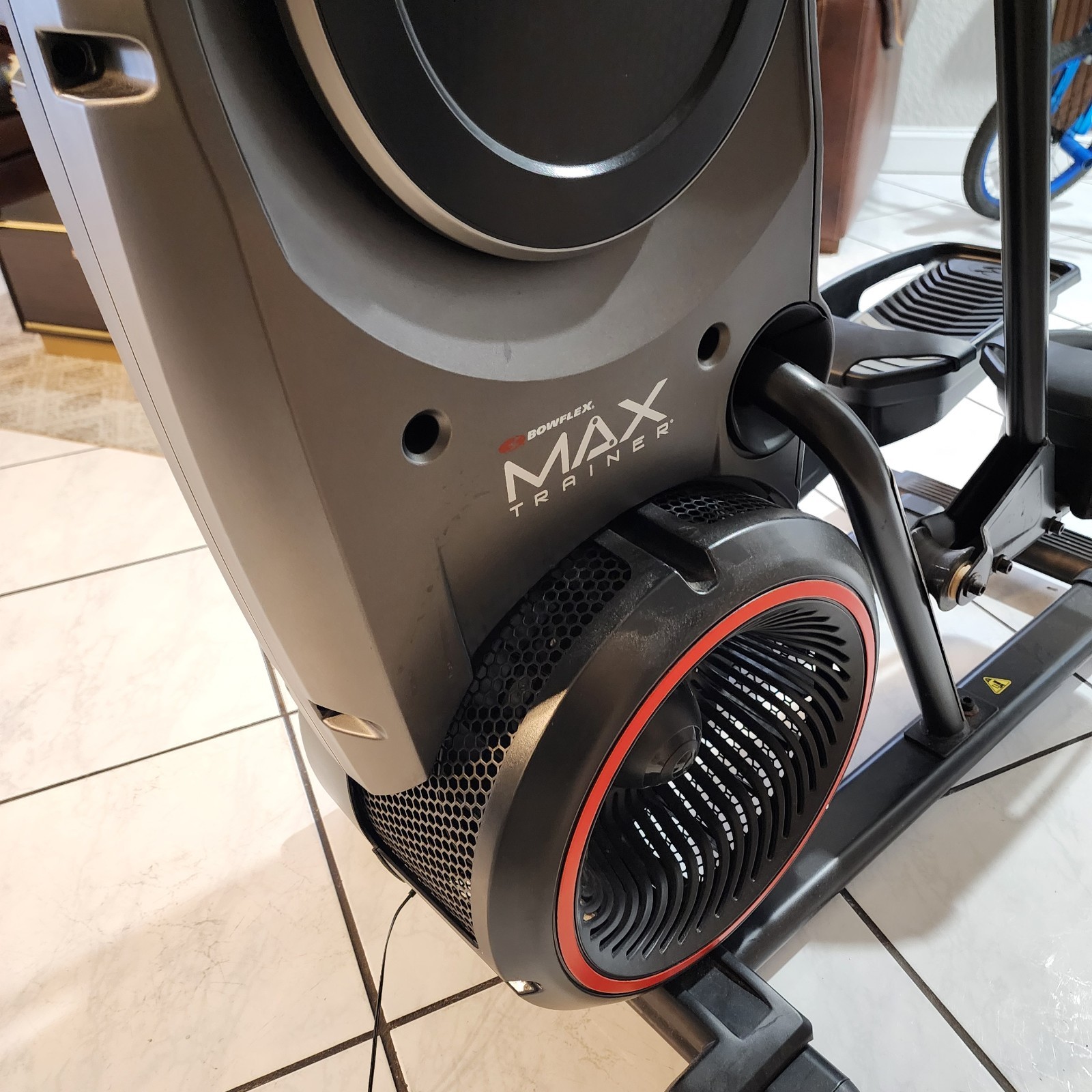BowFlex Max Trainer M8