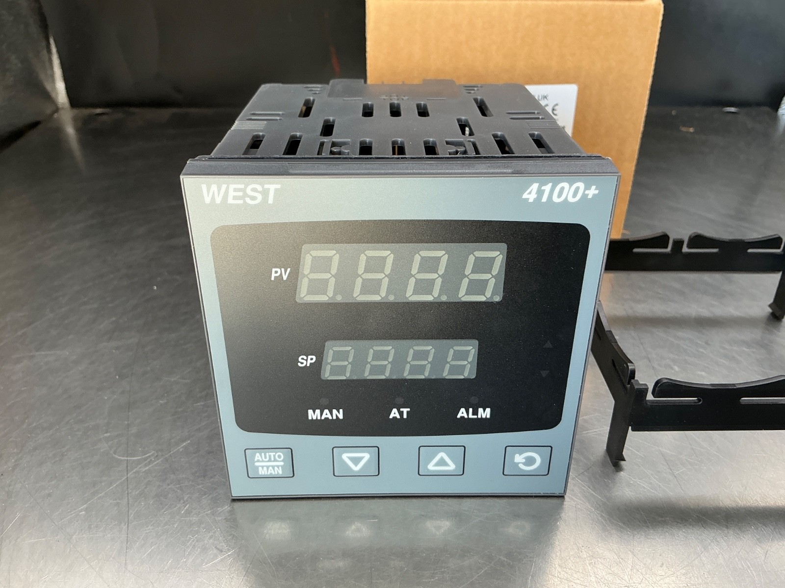 West P4101 Digital Temperature Controller , 23110000