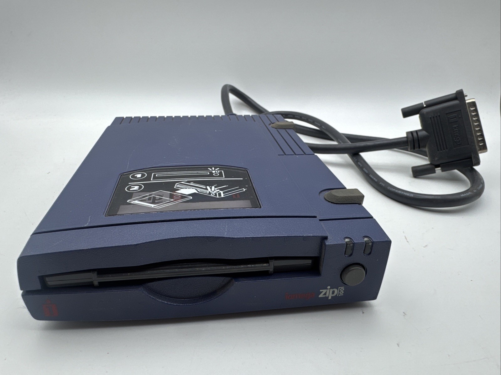 Iomega - 100MB External PC Zip Drive - Blue - Comes w/ Computer Cable UNTESTED