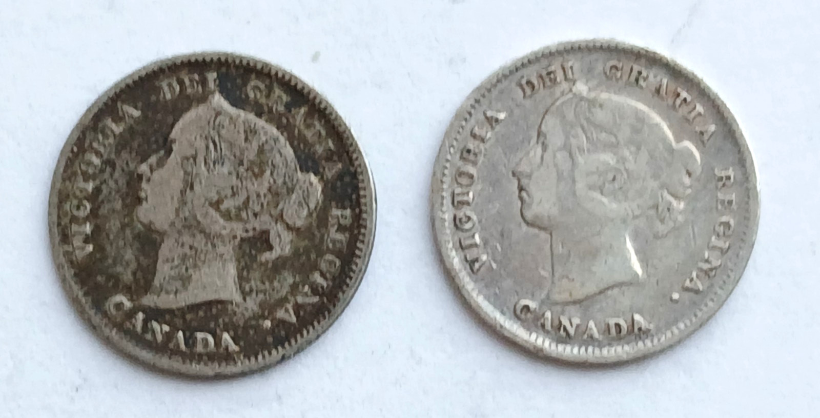lot of 2 1885 1888 small five cent Victoria dei gratia Canada coins .925 silver