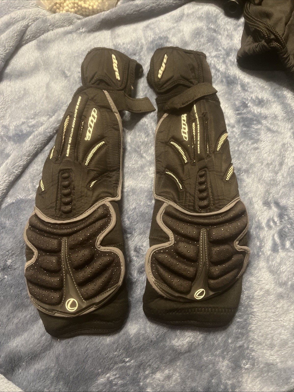 Dye  Arm Pads Small