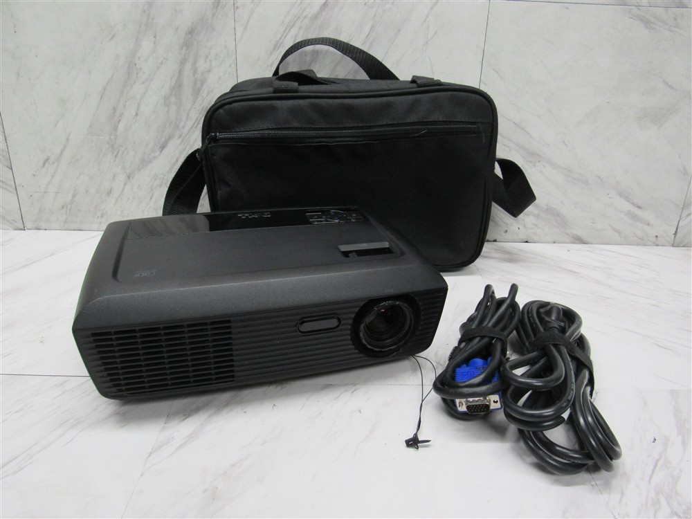 Dell 1210S Projector 471 Hours on Lamp Tested & Working - Includes Bag!