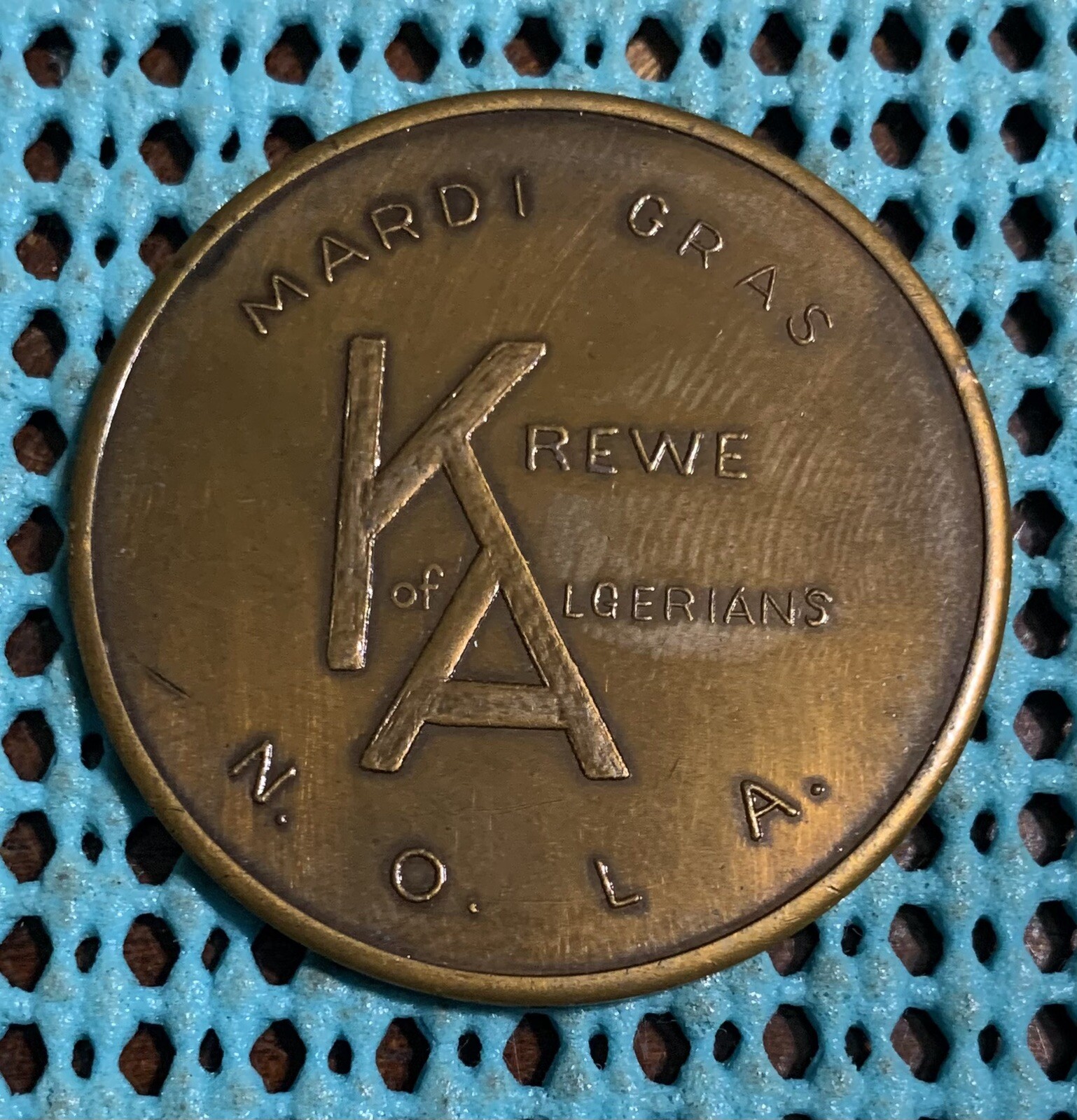 1969 Krewe of ALGERIANS / Desert Caravan  antique bronze Mardi Gras Doubloon