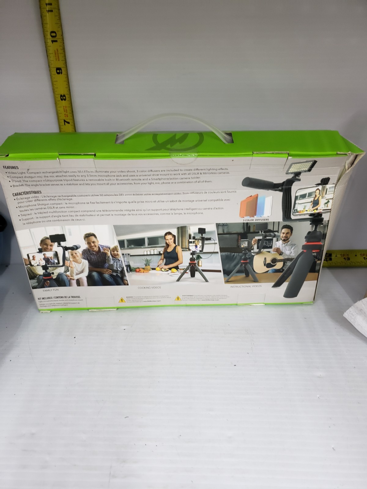 Super Star Essential Vlogging Kit, with LED Light, Microphone, Tripod BRAND NEW