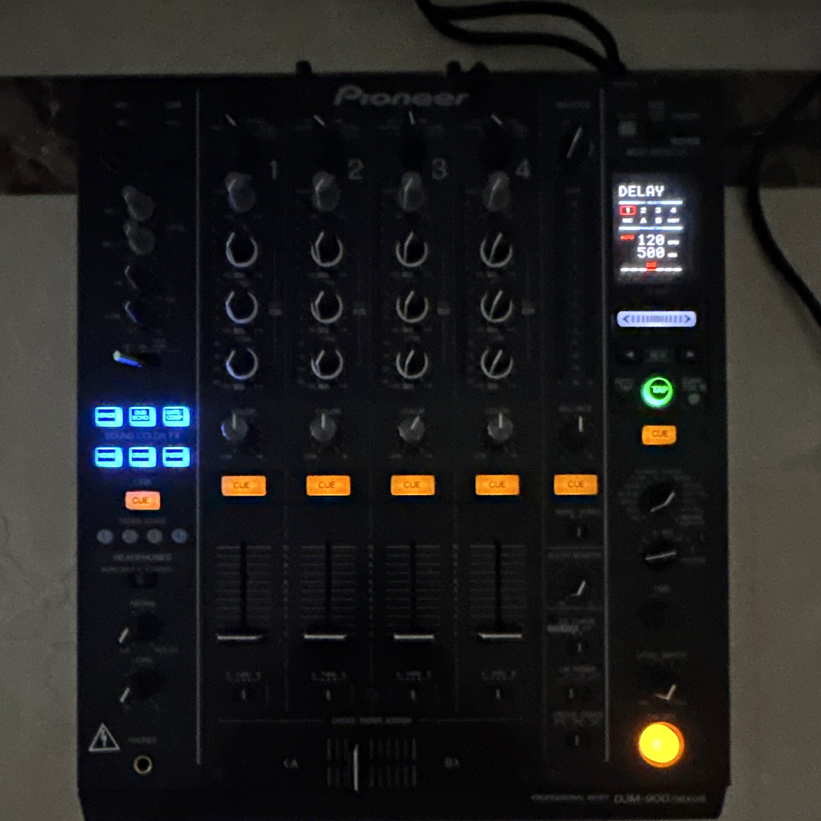 Pioneer DJM-900NXS 4-Ch 2-Bus MIDI 24-bit/96kHz Black **MINT CONDITION**