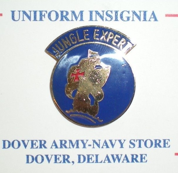 US ARMY JUNGLE SCHOOL PIN - CURRENT PRODUCTION - GREAT FOR CAPS/JACKETS!