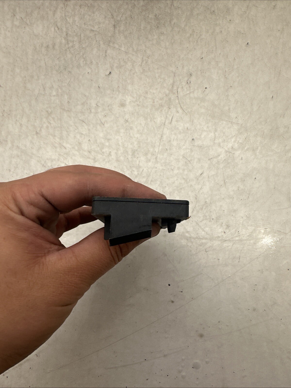 2020 2021 2022 2023 2024 Tesla Model Y Rear Bluetooth Antenna Module OEM