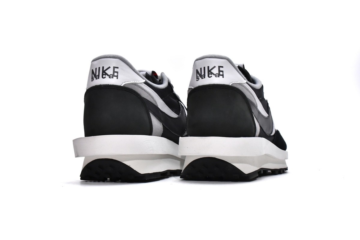 Men’s Running Shoes sacai x Nike LDWaffle 'Black'-White Grey📣