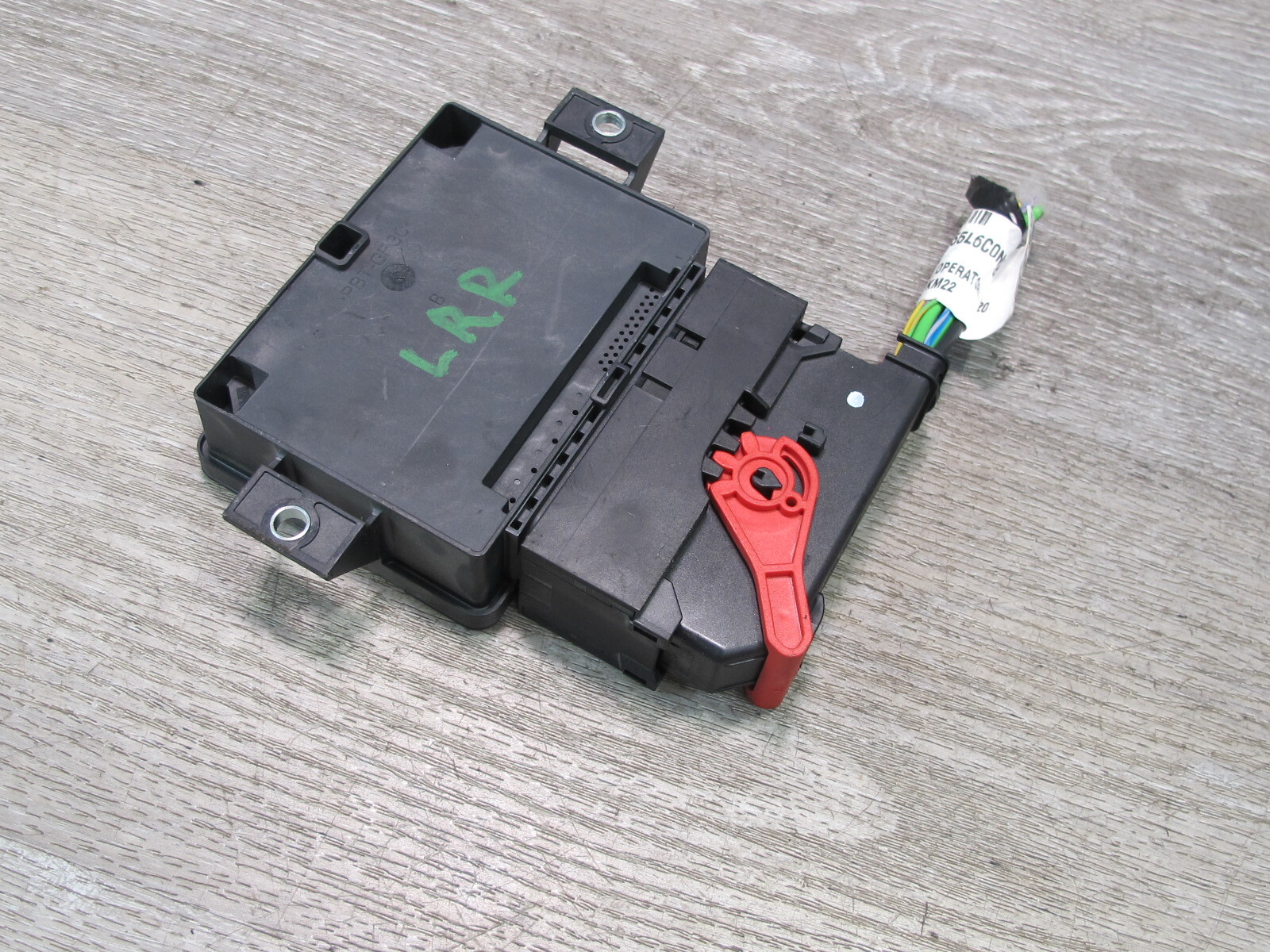2014-2015 LAND RANGE ROVER L405 ELECTRIC PARKING BRAKE CONTROL MODULE