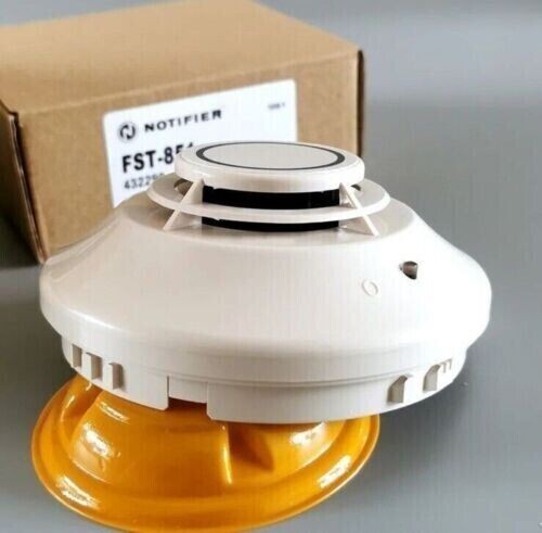 NEW IN BOX NOTIFIER FST-851 HEAT DETECTOR FST 851 FREE FAST SHIPPING