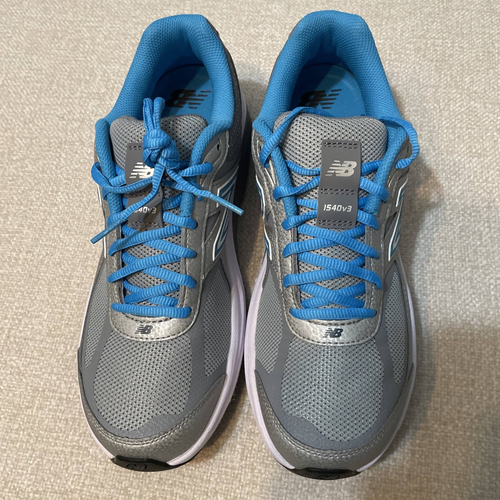 New Balance 1540v3 Women’s Running Shoe Gray/Light Blue 11W/9,5M AA Narrow Width
