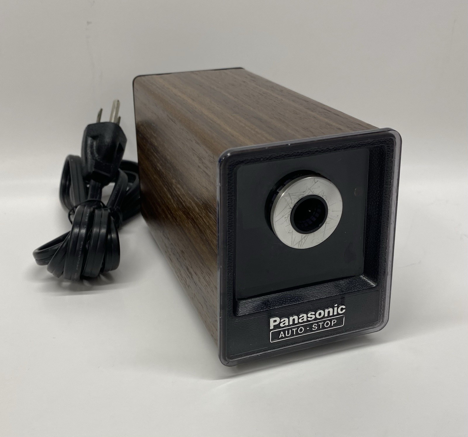 Vintage Panasonic KP-77 Electric Pencil Sharpener Auto-Stop Works Wood Grain