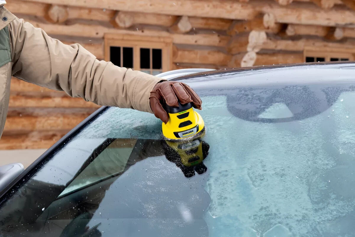 Karcher EDI 4 Cordless Handheld Ice Scraper #1.598-903.0
