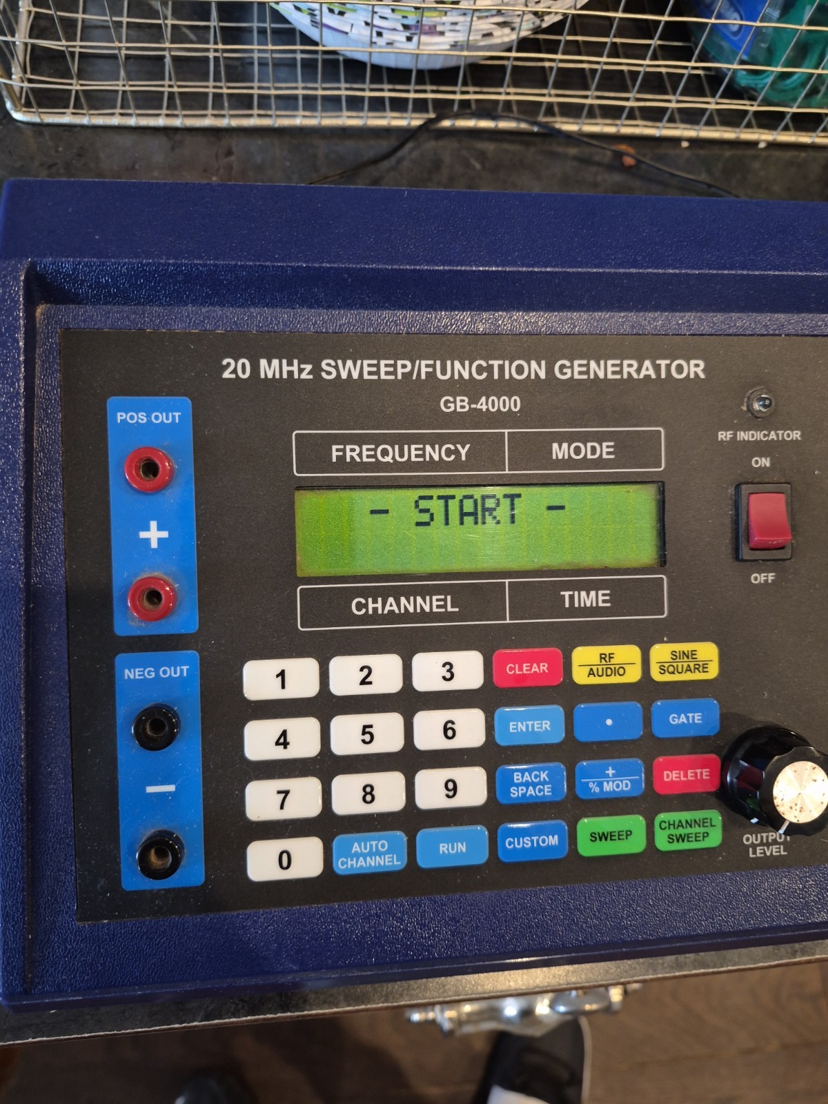 20 MHz Sweep/Function Generator Signal Generator Test Equipment