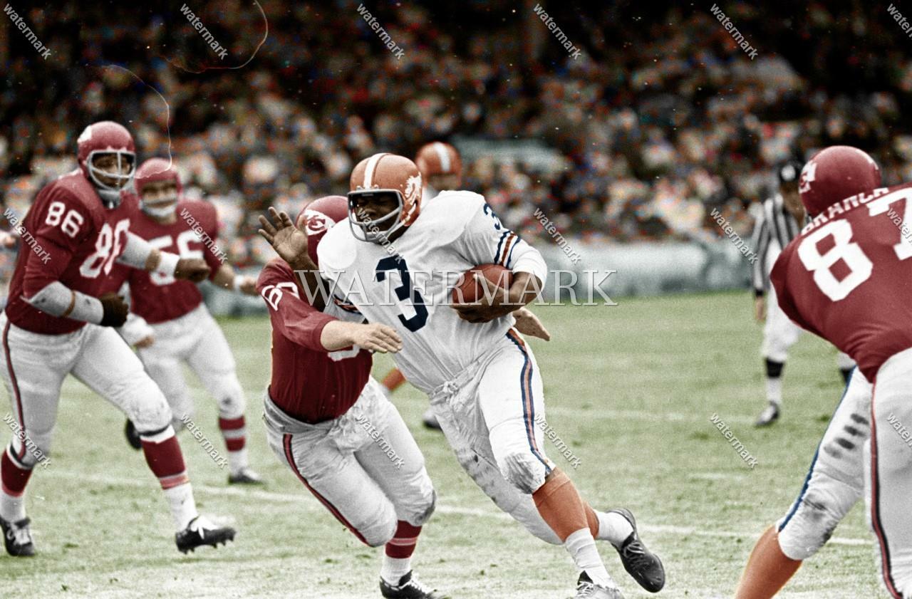 DO34 Billy Joe Broncos AFL Days 8x10 11x14 16x20 Colorized Photo