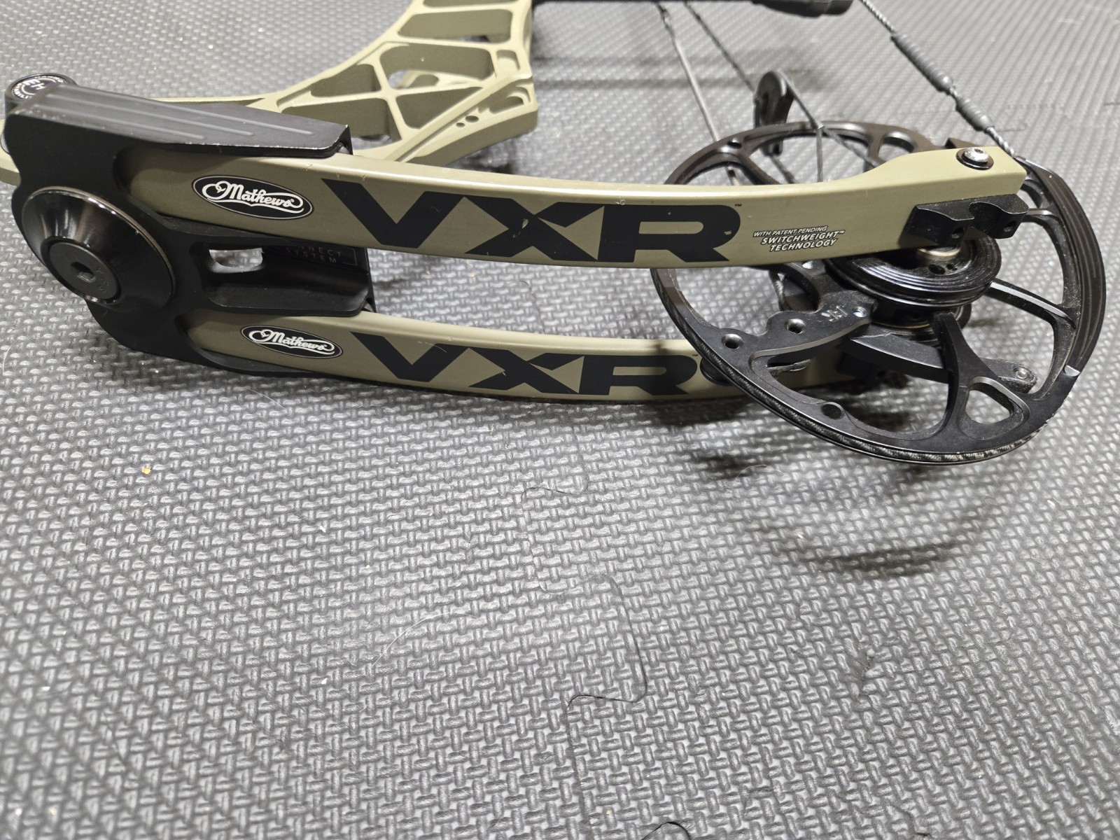 Mathews VXR 28