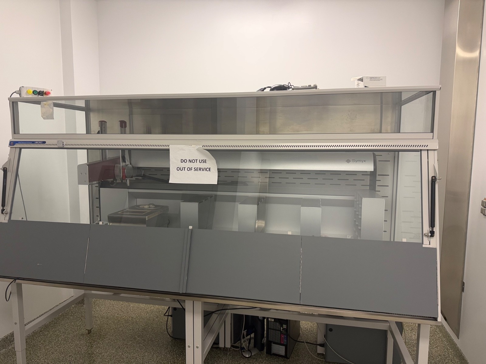 Labconco Xpert Balance Enlcosure