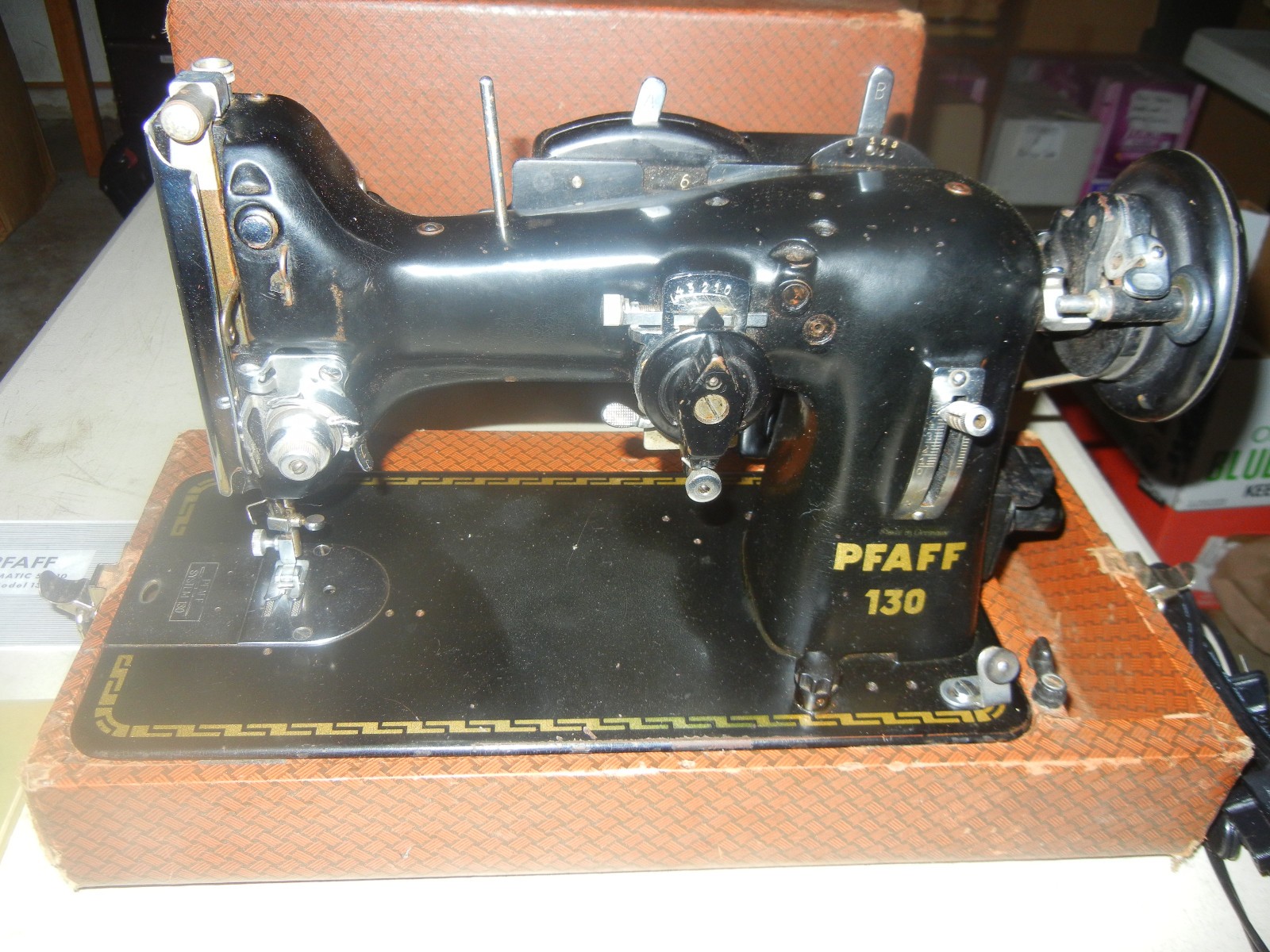 Pfaff 130 Sewing Machine with Programmer (Coffee Grinder)