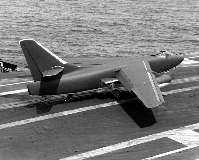 U.S. Navy Douglas KA-3B Skywarrior on USS Kitty Hawk 8x10 Vietnam War Photo 758