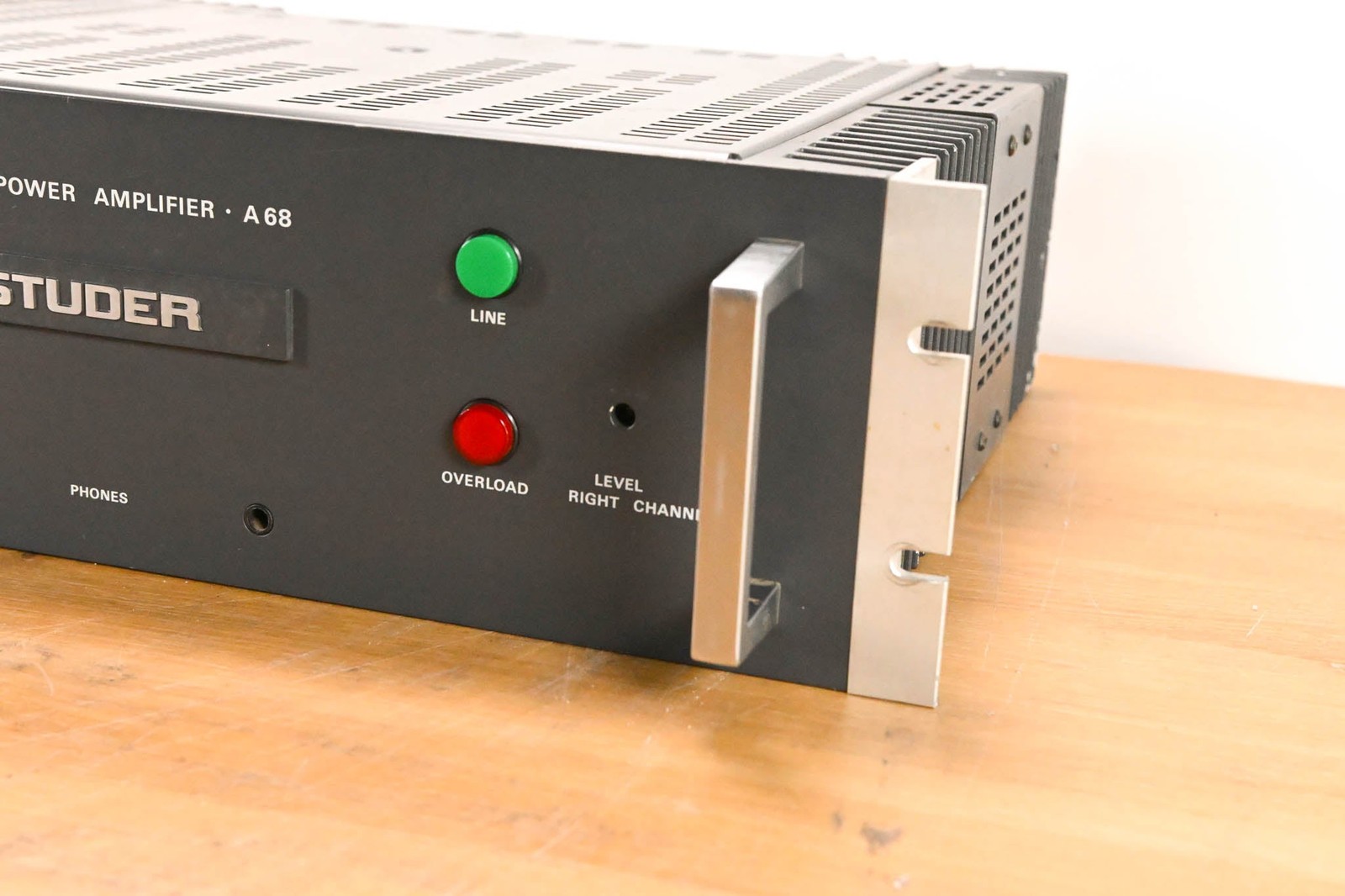 Studer A68 Stereo Power Amplifier CG00Z45