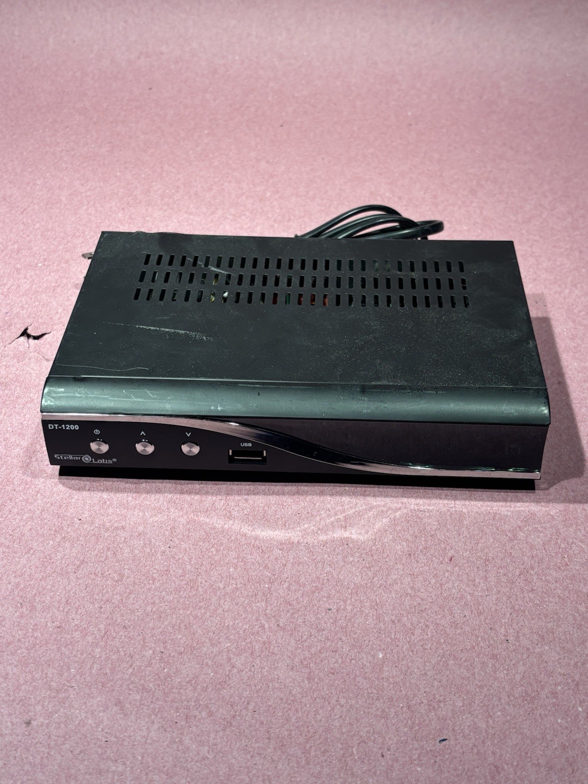 STELLAR LABS DT-1200 HDTV Converter Receiver Unir Only Untested
