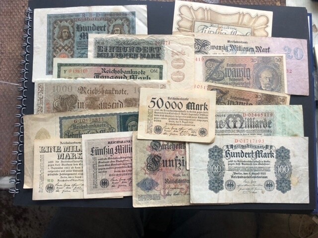 Vintage banknotes , German pre war x 15